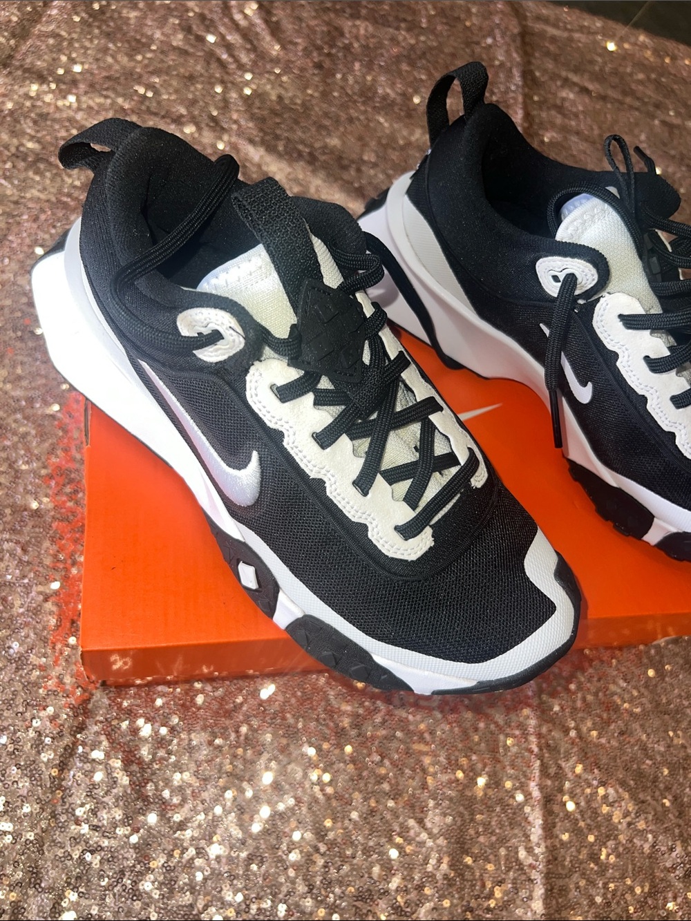 Nike Kids Black and White Low-Top Sneakers
